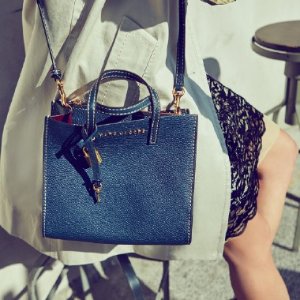 Petulance Ga trouwen Geladen Marc Jacobs outlet sale Up to 50% off - Dealmoon