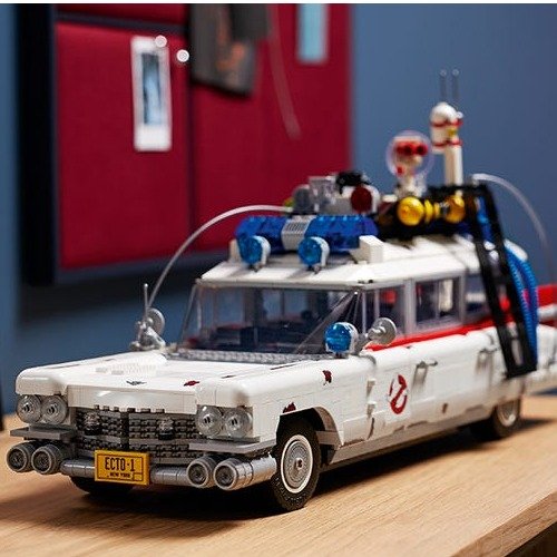 Ghostbusters™ ECTO-1 10274 | Creator Expert | Buy online at the Official LEGO® Shop US
