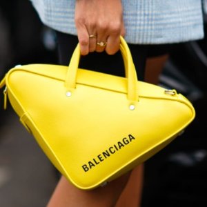 Balenciaga 爆款大促 收老爹鞋、沙漏包、机车包等明星单品