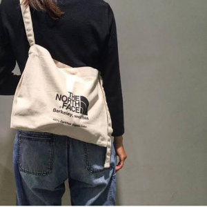 The North Face Musette Bag 单肩斜挎包