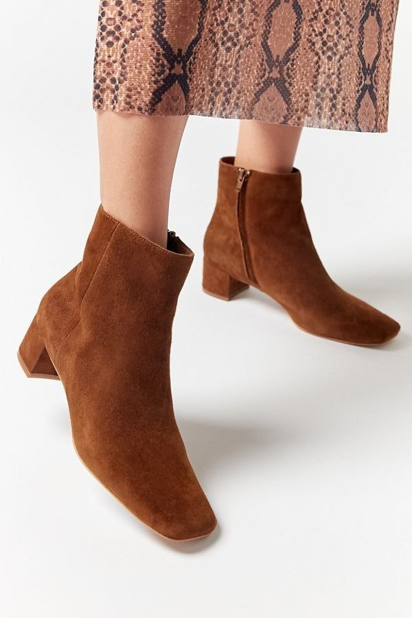 UO Elle Suede Ankle Boot