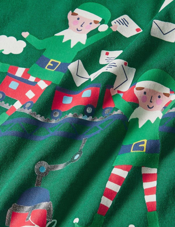 Christmas Deliveries T-shirt - Highland Green Elf Factory | Boden US
