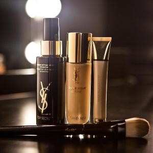 Last Day: With $75+ Foundation Purchase @ YSL Beauty