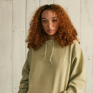 Urban Outfitters 卫衣大批降价！限时！