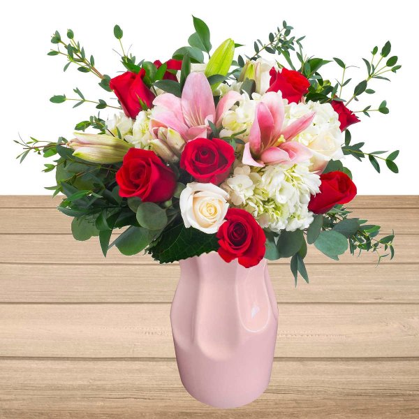 Pre-Order Valentine's Day Sweetheart Floral Arrangement