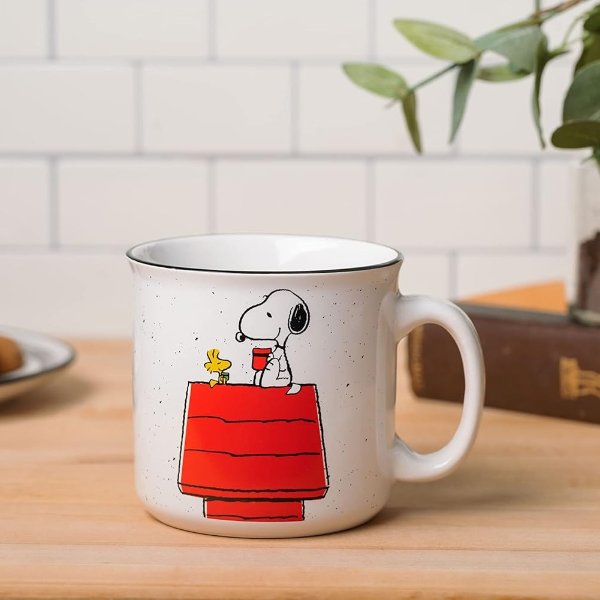 Silver Buffalo Peanuts Snoopy and Woodstock Get Cozy Ceramic Camper Mug