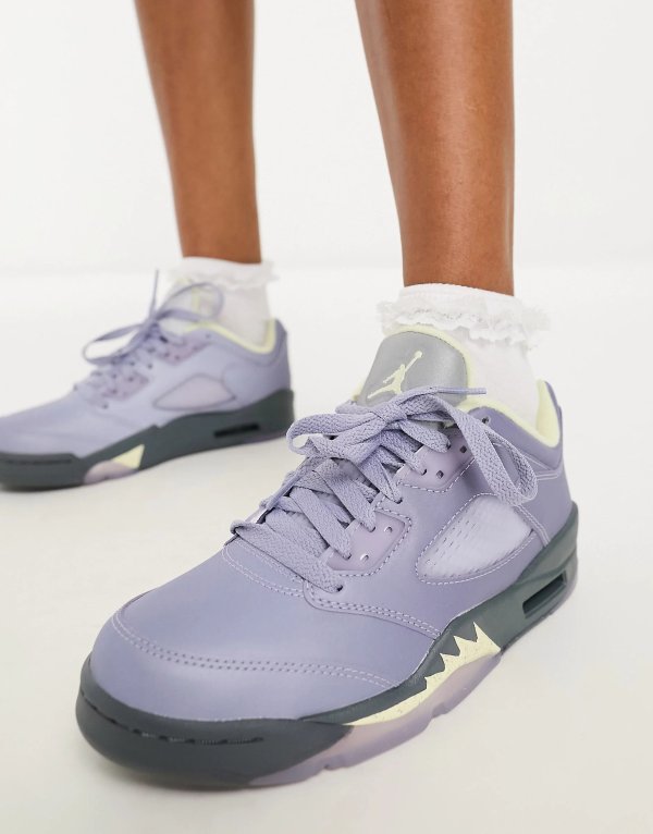 Nike Jordan Air 5 Retro Low sneakers in violet
