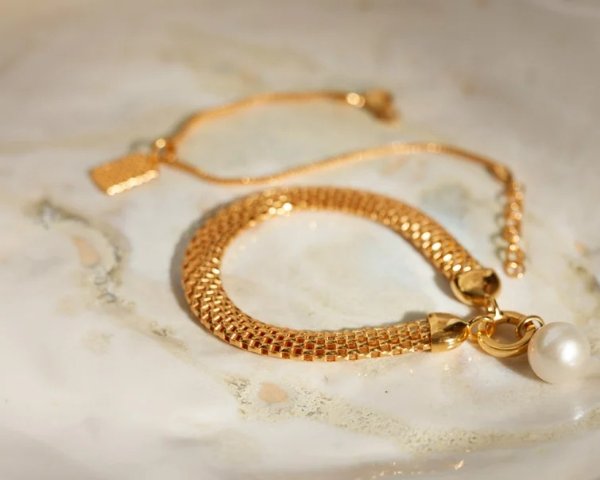 Doina Pearl and Bracelet Set | Jewellery Sets | Monica Vinader