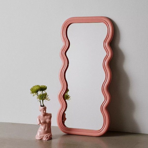粉色波纹镜子