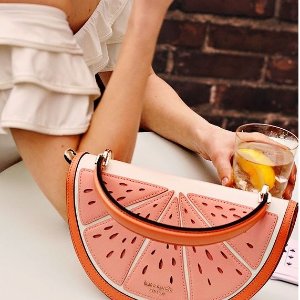 kate spade 春夏新款上线 收可爱桃子包、葡萄柚手袋