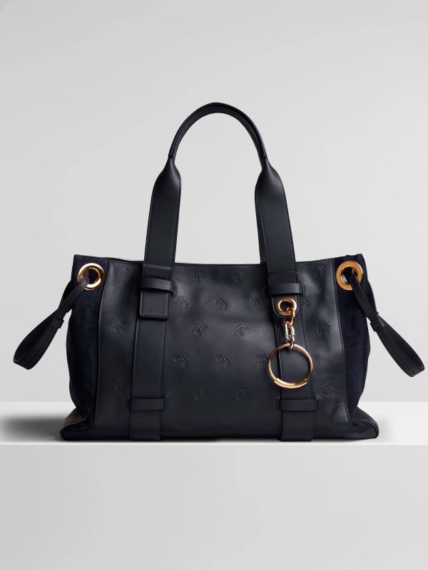 Medium Tao Zipped Bag In Smooth Calfskin With a Debossed Baroque "C" Motif | Chloe US