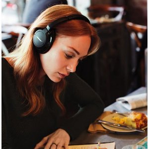 Bose® SoundLink® Around-Ear Bluetooth Headphones