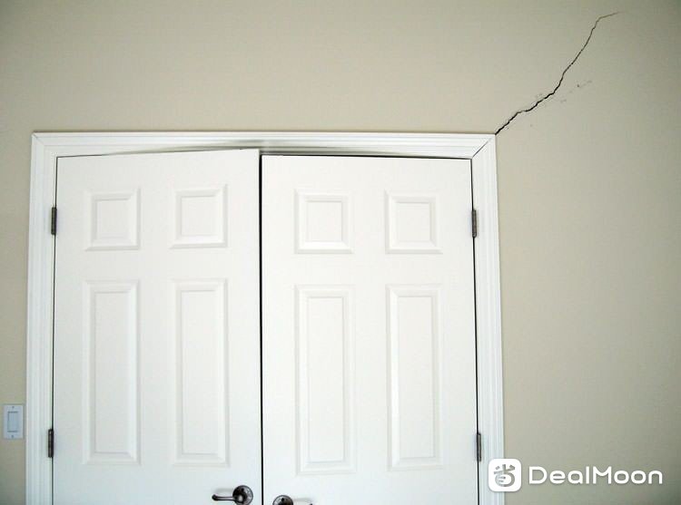 diagonal-door-crack.jpeg