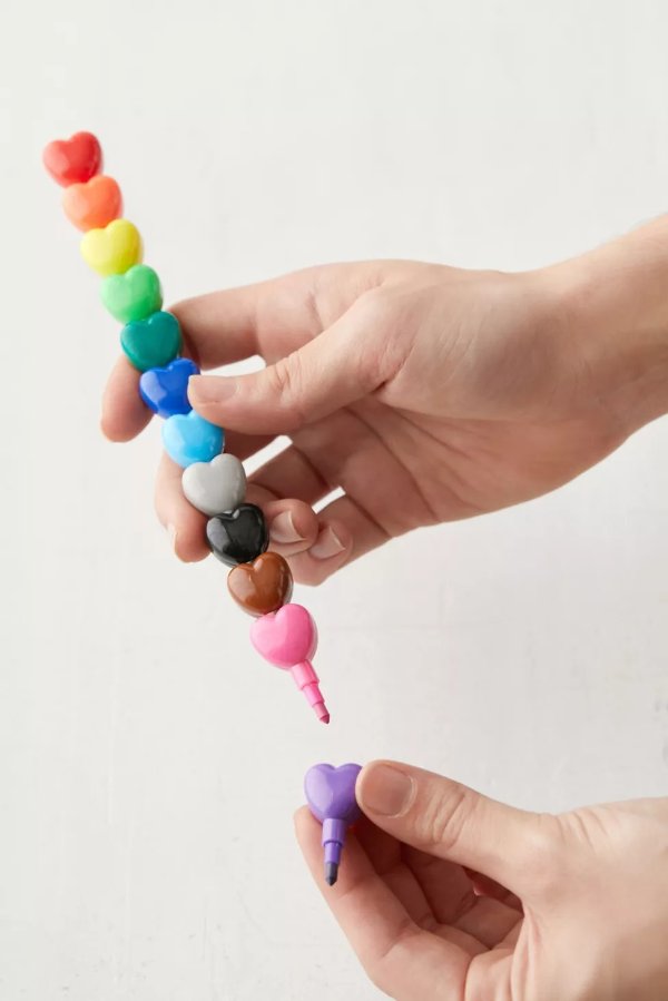 Heart To Heart Stacking Crayon Set