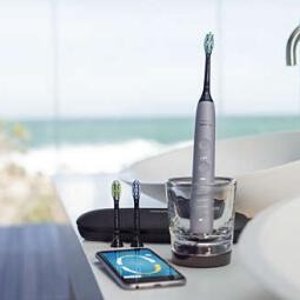Philips Sonicare DiamondClean Smart 9300 Series Toothbrush Kit