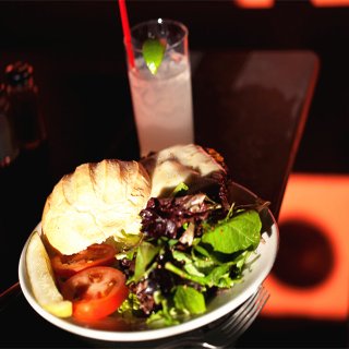 Miracle of Science Bar + Grill - 波士顿 - Cambridge