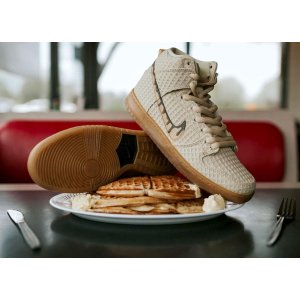 Nike SB Dunk High Premium “Waffle”男女同款热卖