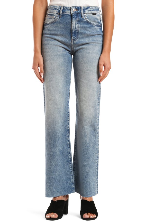 Victoria Mid 90s Flare Jeans