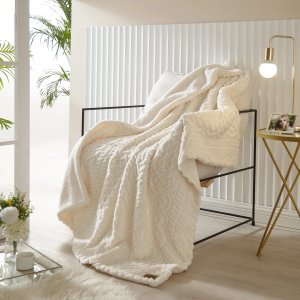 Dearfoams Embossed Sherpa with Solid Sherpa Reverse Throw, Ivory