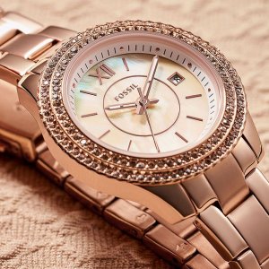 FOSSIL HAPPY HOLIDEALS