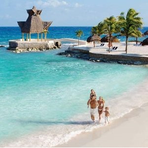 Riviera Maya All-Inclusive Stay w/Air