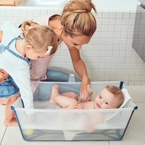 Stokke 可折叠便携式宝宝浴盆 带有新生儿支撑板