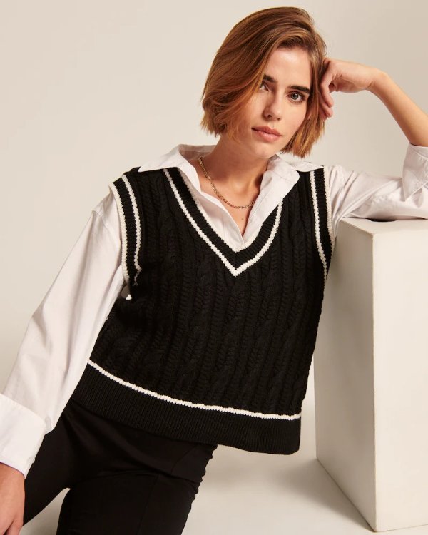 Women's Cropped V-Neck Sweater Vest | Women's Up To 30% Off Select Styles | Abercrombie.com