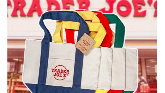 你们都抢到Trader Joe's的包包了吗，多少钱入手的？买了什么颜色？给我看看~ 