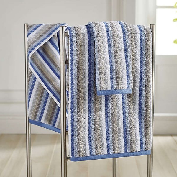 Chevron Tile Bath Towel