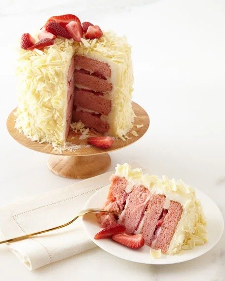 多层草莓蛋糕
