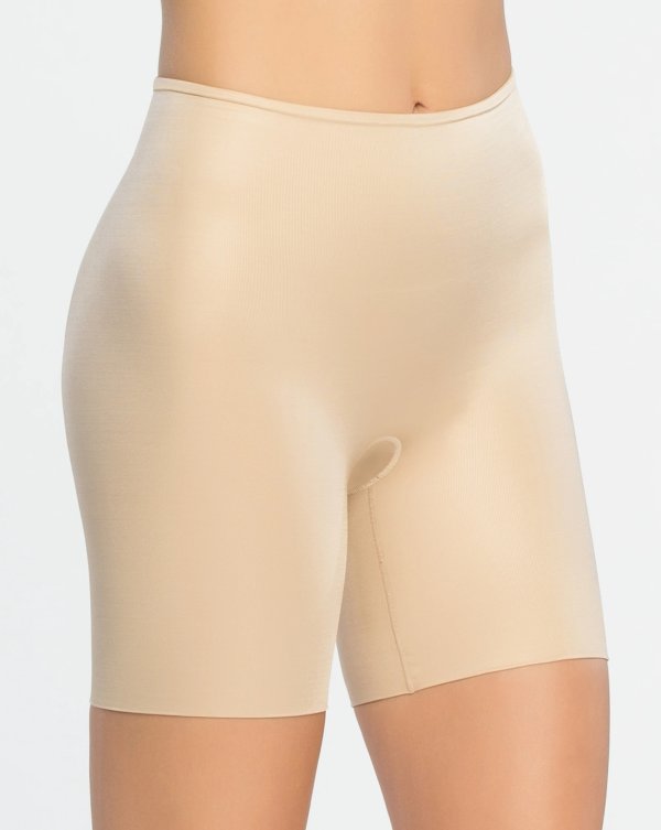 Spanx Power Conceal-Her® Mid-Thigh Short