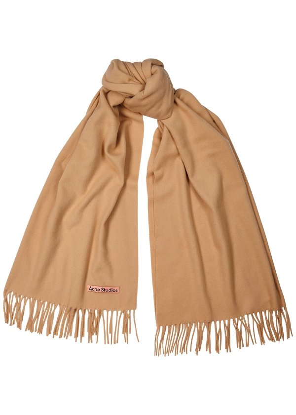 Canada camel wool scarf