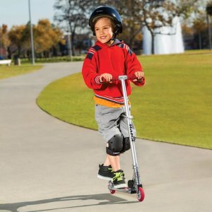 儿童滑板车促销 代步好装备