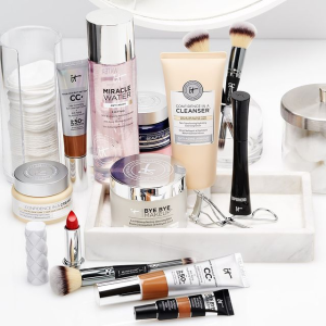 IT cosmetics Beauty Products Sale