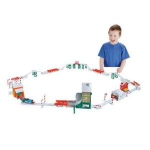 Fisher-Price Thomas the Train TrackMaster Holiday Cargo Delivery Set