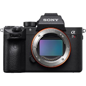 Sony a7R III Full-frame Mirrorless Camera + DJI Ronin M Gimbal