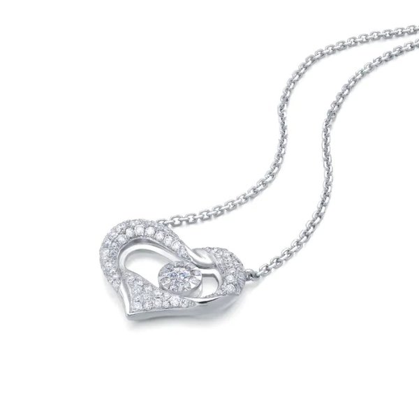 Happy Floret 18K White Gold Diamond Necklace | Chow Sang Sang Jewellery eShop
