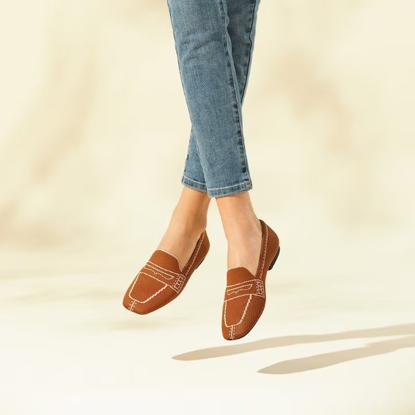 Square-Toe Patterned Loafers-Natural Brown
