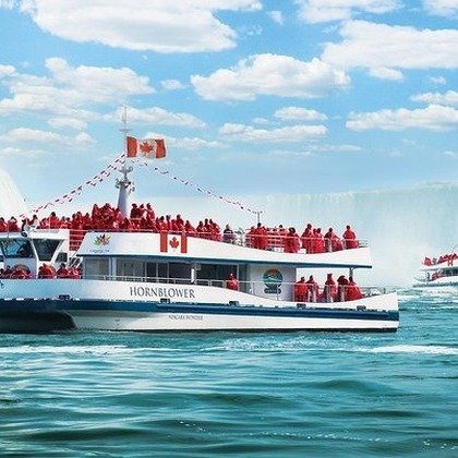 Niagara Falls, Canada: Voyage to the Falls Boat Tour in Canada