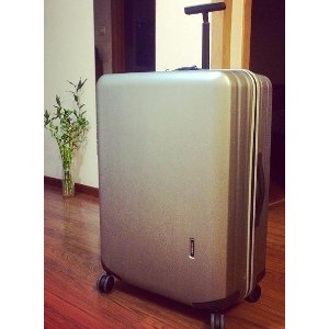 暑假前收个好看实用行李箱吧！新秀丽 Inova 28寸设计大奖拉杆箱
