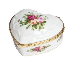 Royal Albert 玫瑰瓷质音乐首饰盒