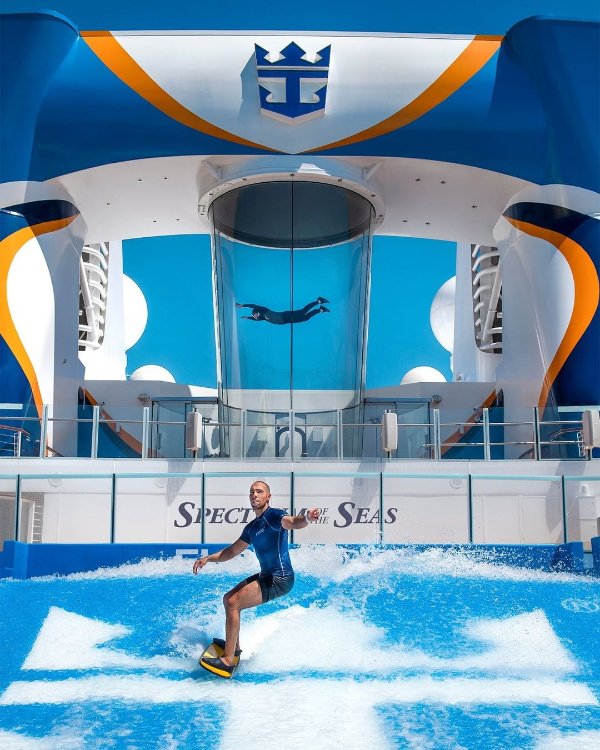 royalcaribbean_62147135_143803650098846_335154718577856566_n.jpg