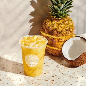上新：Starbucks 两款夏日限定饮品 菠萝百香果、椰奶Refresher