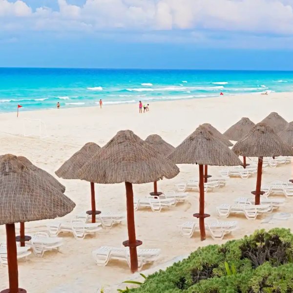 All-Inclusive Hotel Riu Cancun