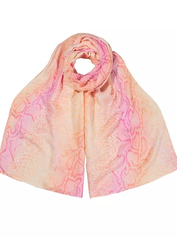 粉色丝巾