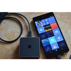 一言不合变台机！Microsoft Lumia 950 XL - 解锁版 (黑色)