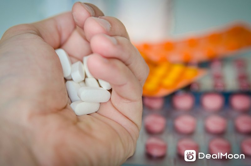 medications-257344_1920.jpg