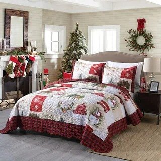 MarCielo Christmas Patterned Red and Green 3-piece Quilt Set Queen