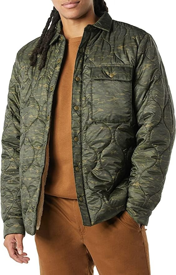 Amazon Essentials Men's Water-Resistant Sherpa Lined Quilted Shirt Jacket