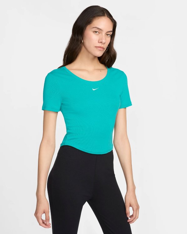 Sportswear Chill Knit Women's Tight Scoop-Back Short-Sleeve Mini-Rib Top..com